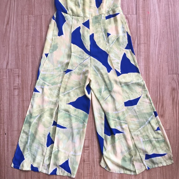 Pants Romper - Picture 2 of 4